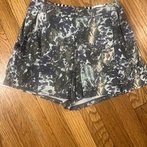 Lululemon Athletica Blue Patterned Athletic Shorts